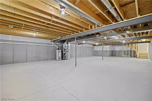 556 Eldemire Ln, Elyria, OH 44035 - Photo 26