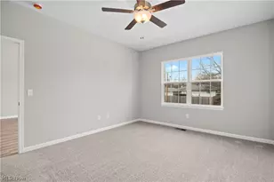 556 Eldemire Ln, Elyria, OH 44035 - Photo 16
