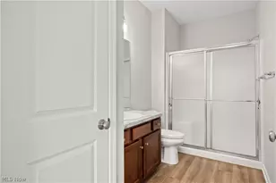 556 Eldemire Ln, Elyria, OH 44035 - Photo 18
