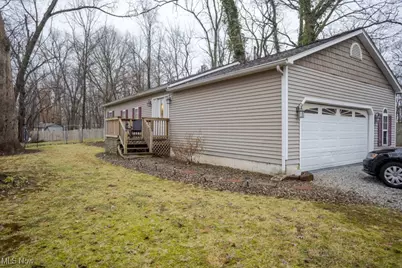 397 Wonder Lake Drive, Akron, OH 44319 - Photo 6