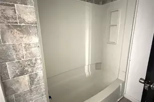 906 Daniels Ave, Lima, OH 45805 - Photo 14