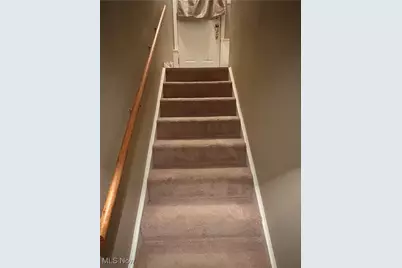 245 Bermont, Munroe Falls, OH 44262 - Photo 8