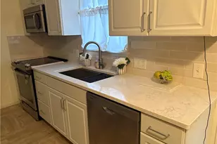 245 Bermont, Munroe Falls, OH 44262 - Photo 2