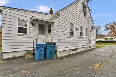 1863 E 37th Street, Lorain, OH 44055 - Photo 4