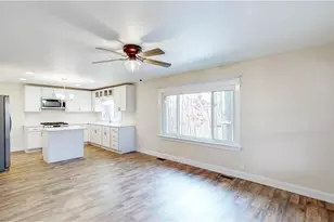 2135 Rankin Dr, Ravenna, OH 44266 - Photo 8