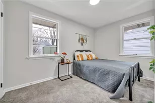 985 Clement St, Akron, OH 44306 - Photo 16