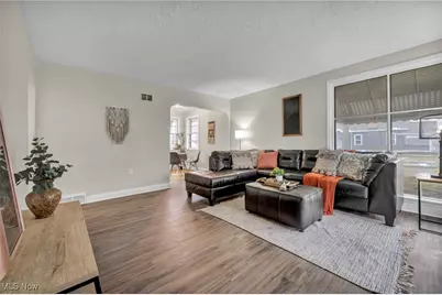 985 Clement Street, Akron, OH 44306 - Photo 8