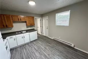 221 Brunswick Dr, Elyria, OH 44035 - Photo 6