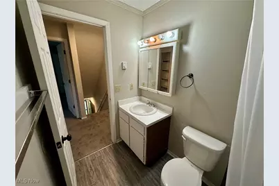 221 Brunswick Drive #B, Elyria, OH 44035 - Photo 14