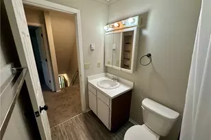 221 Brunswick Dr, Elyria, OH 44035 - Photo 14