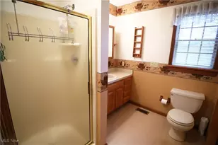 500 N Lake St, Amherst, OH 44001 - Photo 18