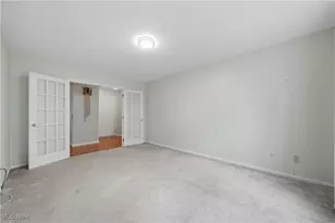 6686 Hogan Way NW, Canton, OH 44718 - Photo 4