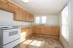 283 E Wood St, Shreve, OH 44676 - Photo 8