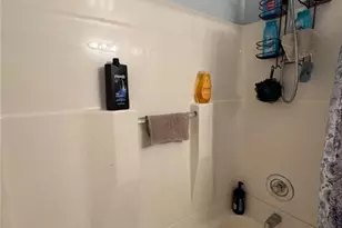 135 Wheeling Ave, Wellington, OH 44090 - Photo 18