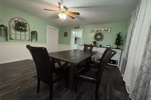 135 Wheeling Ave, Wellington, OH 44090 - Photo 6