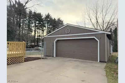 312 E 21st Street, Dover, OH 44622 - Photo 2