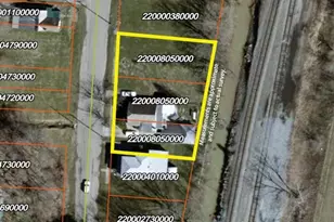 140 S Valley St, Corning, OH 43730 - Photo 6