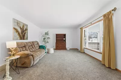 2280 Zircon Street NE, Canton, OH 44721 - Photo 10