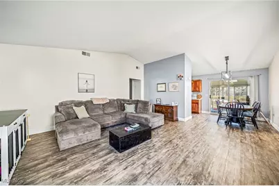 6780 Farmingdale Lane, Mentor, OH 44060 - Photo 12