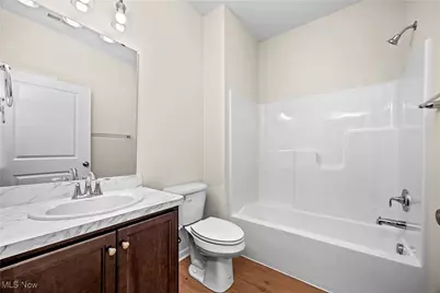 208 Alexander Drive, Elyria, OH 44035 - Photo 30