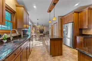 8604 Catarina Pl, Poland, OH 44514 - Photo 10