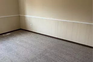 4250 S Main St, Akron, OH 44319 - Photo 4