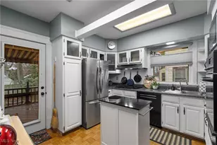 1540 Wyandotte Ave, Oakwood, OH 44107 - Photo 14