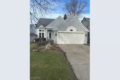 148 Pine Hollow Circle, Chardon, OH 44024 - Photo 2