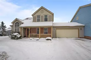 8690 Foxwood Cir, Macedonia, OH 44056 - Photo 1