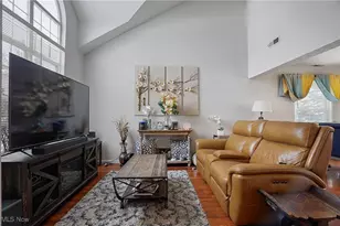 8690 Foxwood Cir, Macedonia, OH 44056 - Photo 4