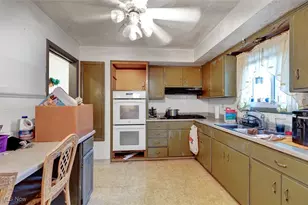 5424 Fairtree Rd, Huber Heights, OH 44146 - Photo 8