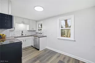 2125 39th St NW, Canton, OH 44709 - Photo 10