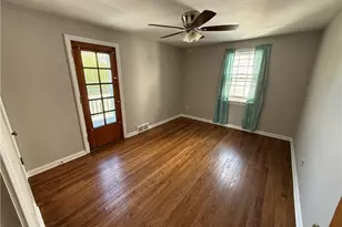 3596 Lindholm Rd, Huber Heights, OH 44120 - Photo 14