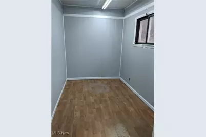 54917 National Road, Bridgeport, OH 43912 - Photo 6