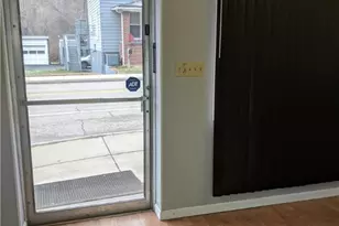 54917 National Rd, Bridgeport, OH 43912 - Photo 4