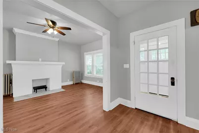 1901 Parkway Drive, Cleveland Heights, OH 44118 - Photo 2