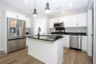 524 N Union St, Loudonville, OH 44842 - Photo 4