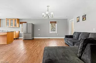 81 Cherry Dr NW, North Canton, OH 44720 - Photo 18