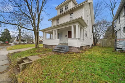 225 Cranz Place, Akron, OH 44310 - Photo 2