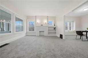 225 Cranz Pl, Akron, OH 44310 - Photo 4