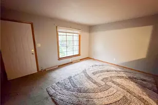 3380 Sunnybrooke Dr, Youngstown, OH 44511 - Photo 4