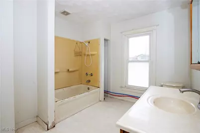 711 Grant Street, Ashland, OH 44805 - Photo 32