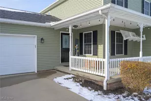 1042 Canterbury Way Dr, Ravenna, OH 44266 - Photo 16