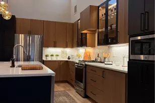 9041 Riverwood Dr, North Ridgeville, OH 44039 - Photo 4