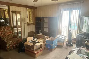 13661 W Spring St, Burton, OH 44021 - Photo 4