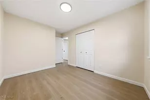 3375 Darbyshire Dr, Canfield, OH 44406 - Photo 22