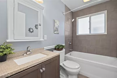 3325 Commonwealth Drive, Parma, OH 44134 - Photo 22