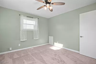 3325 Commonwealth Drive, Parma, OH 44134 - Photo 26