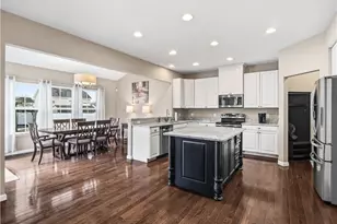 7348 Warblers Ln, North Ridgeville, OH 44039 - Photo 10