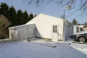 868 Saul Dr, Hubbard, OH 44425 - Photo 6